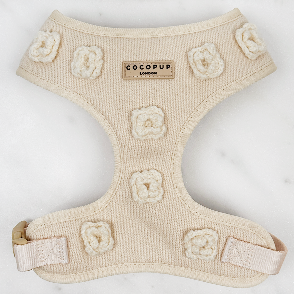 Cream dog harness with Cocopup logo and cream knitted flowers added as decals.