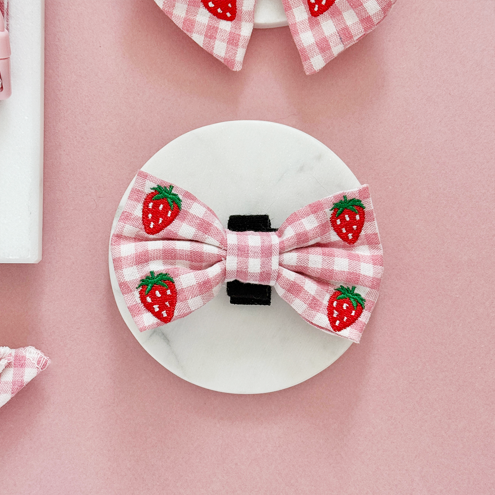 Strawberry Picnic Pup Bow Tie